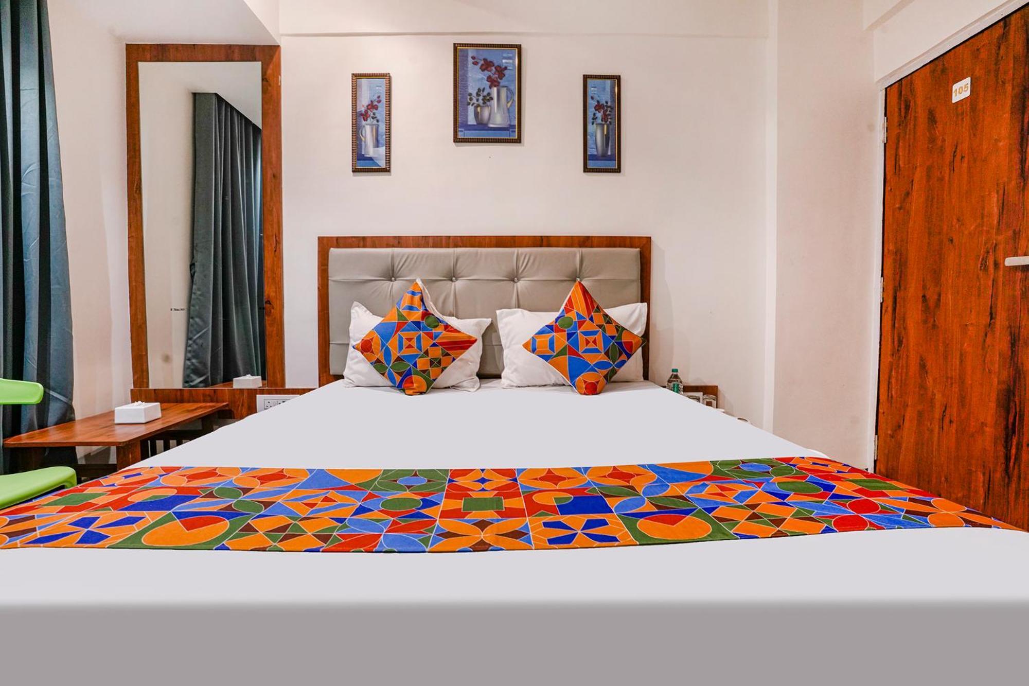 Fabexpress Utsav Residency - Nr Panvel Hotel Jāmb Exterior foto