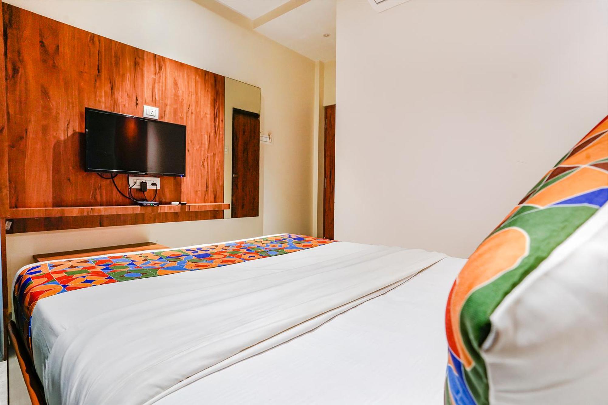 Fabexpress Utsav Residency - Nr Panvel Hotel Jāmb Exterior foto