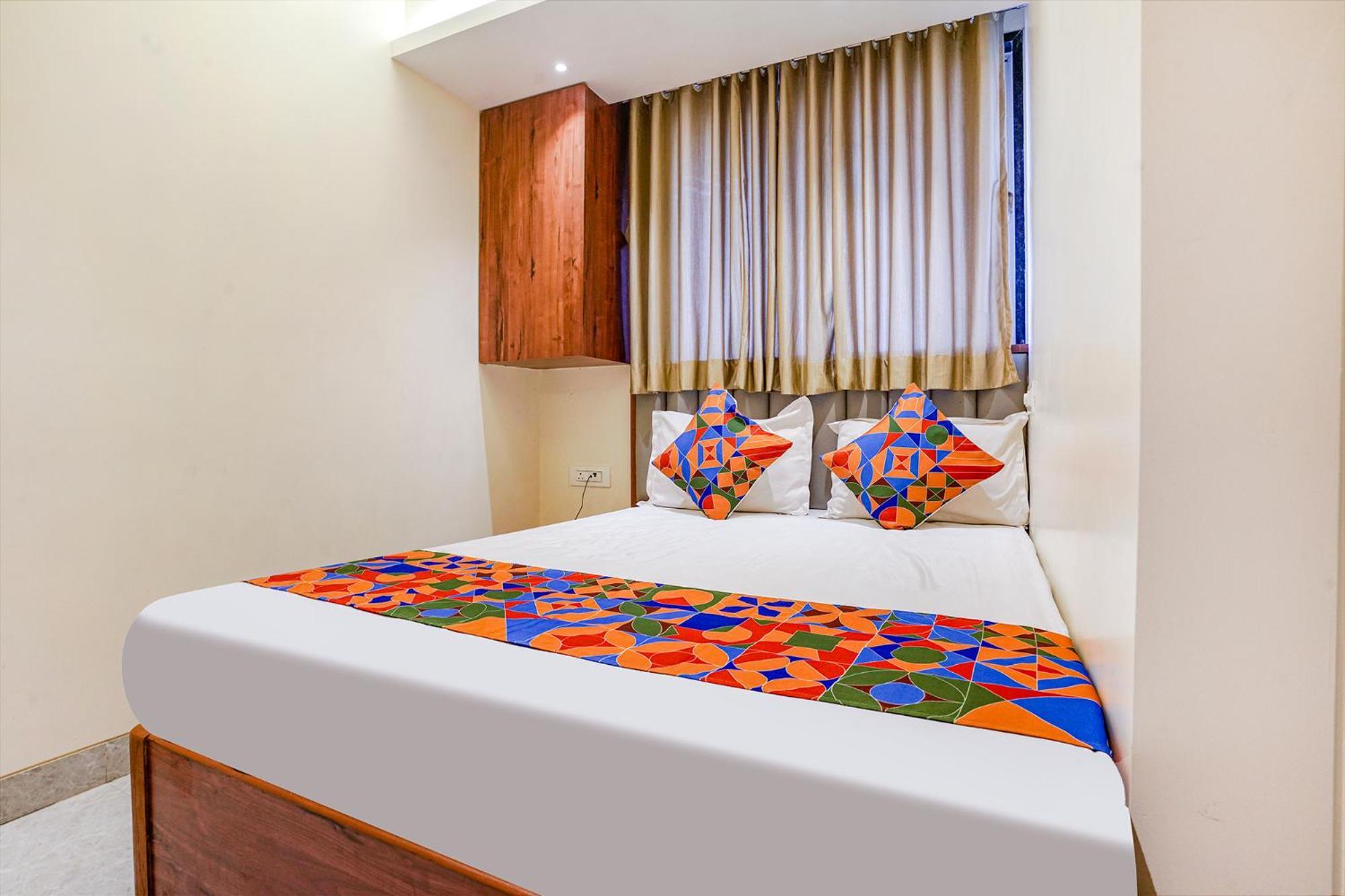 Fabexpress Utsav Residency - Nr Panvel Hotel Jāmb Exterior foto