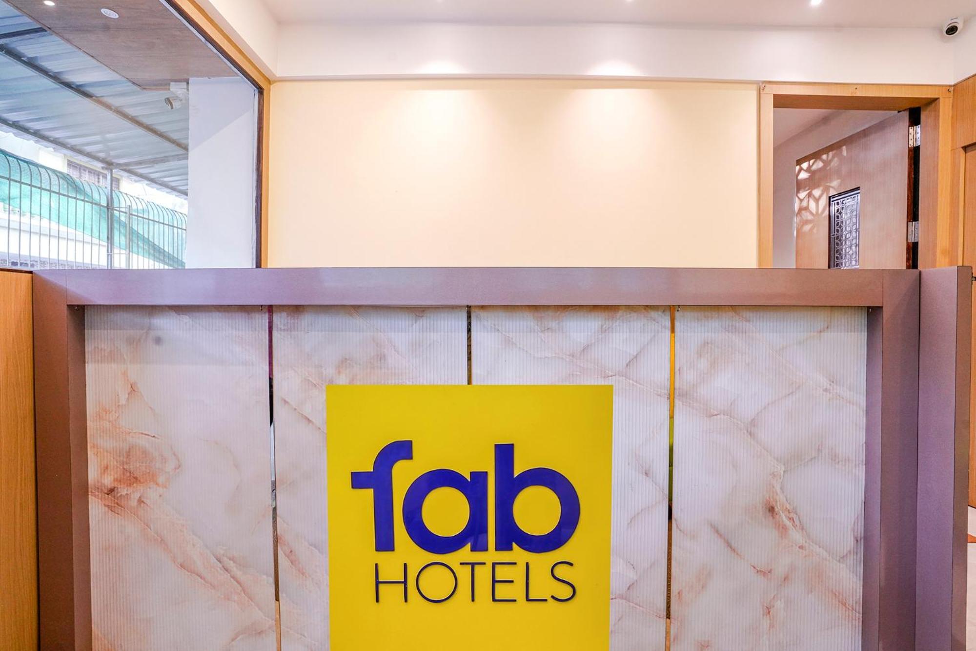 Fabexpress Utsav Residency - Nr Panvel Hotel Jāmb Exterior foto